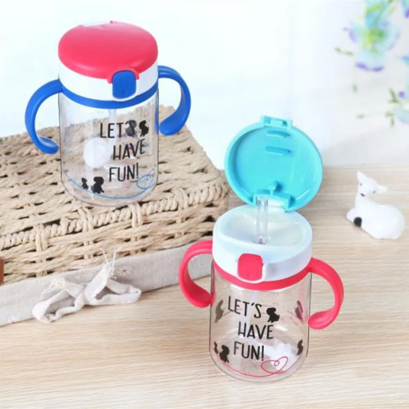 Поворотная детская чашка для питья с двойной ручкой и откидной крышкой