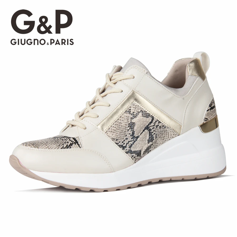 Кроссовки с леопардовым принтом бежевого цвета на танкетке весна-лето 2020 | Обувь