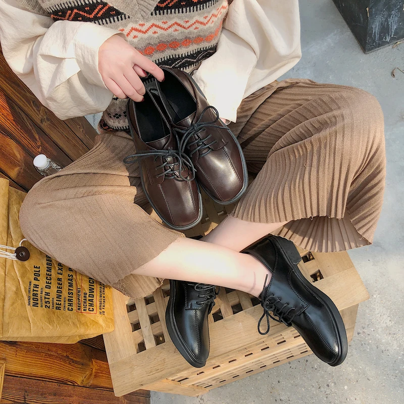 

Super fire Woman small leather shoes woman Fashion flat casual shoes Comfortable non-slip women's shoes Zapatillas Mujer W35-17