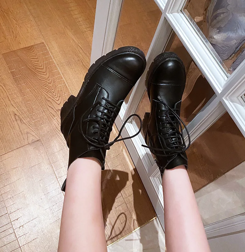 Женские мотоциклетные ботильоны зимние ботинки из мягкой кожи на танкетке