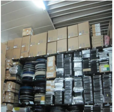 Бесплатная доставка | CD4517BE DIP16 4000IC|Регуляторы напряж./стабилизаторы|