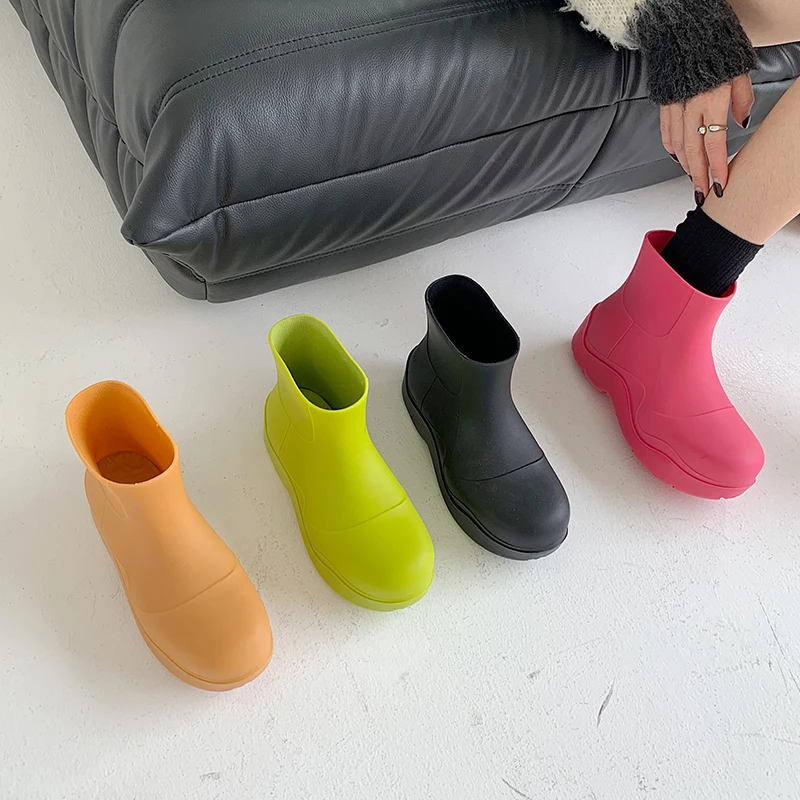 

2021 New Brand Women Rain Boots Winter Fur Rubber Ladies Walking Waterproof Ankle Rain-boots Casual Thick Bottom Short Shoes
