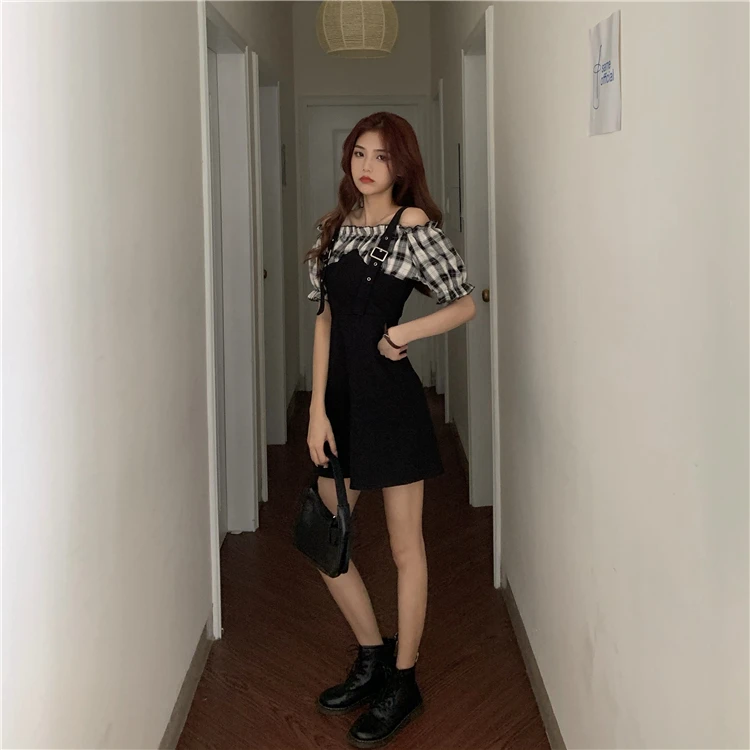 

Summer Korean design sense fake two-piece neckline waist slimming short-sleeved dress women