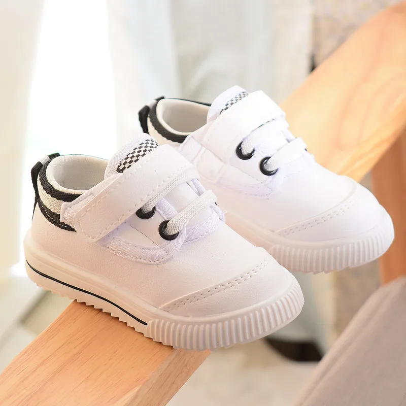 2018 г. Высококачественная модная повседневная детская обувь спортивная для