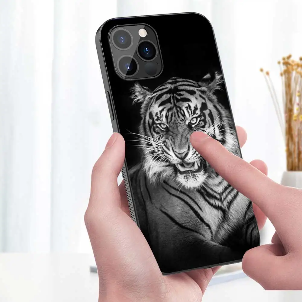 

Black Soft Case for iPhone 7 8 11 12 Pro XS Max SE 2020 12 Mini X XS XR Plus Phone Funda Coque Animal tiger