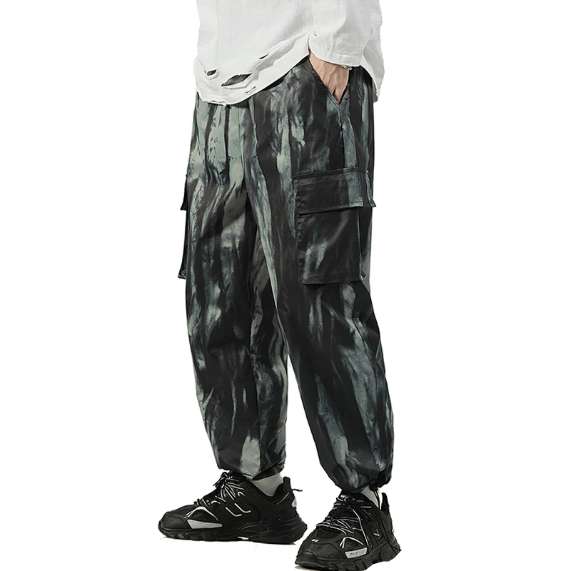 Брюки мужские черные в стиле милитари шаровары с несколькими карманами лентами