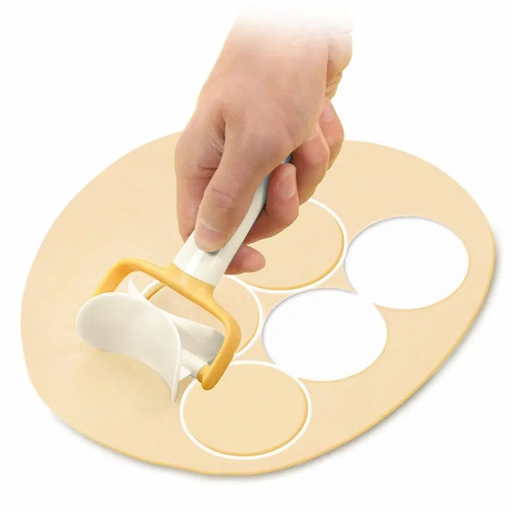 

Cake Tools Cookie Round Rolling Biscuit Cutting Pastry Blade Dough Circle Cutter