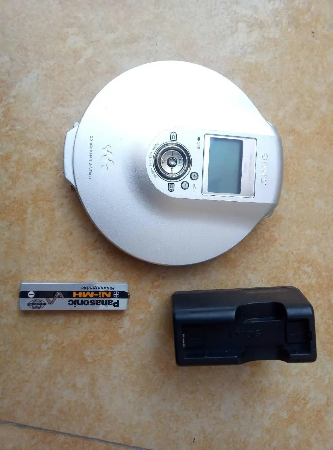 

Used,SONY Portable CD Player,100% test good