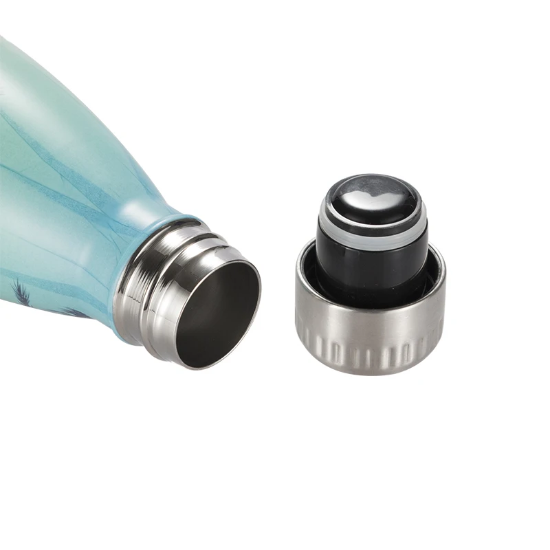 Бутылка для воды с логотипом на заказ изолированная чашка из нержавеющей стали