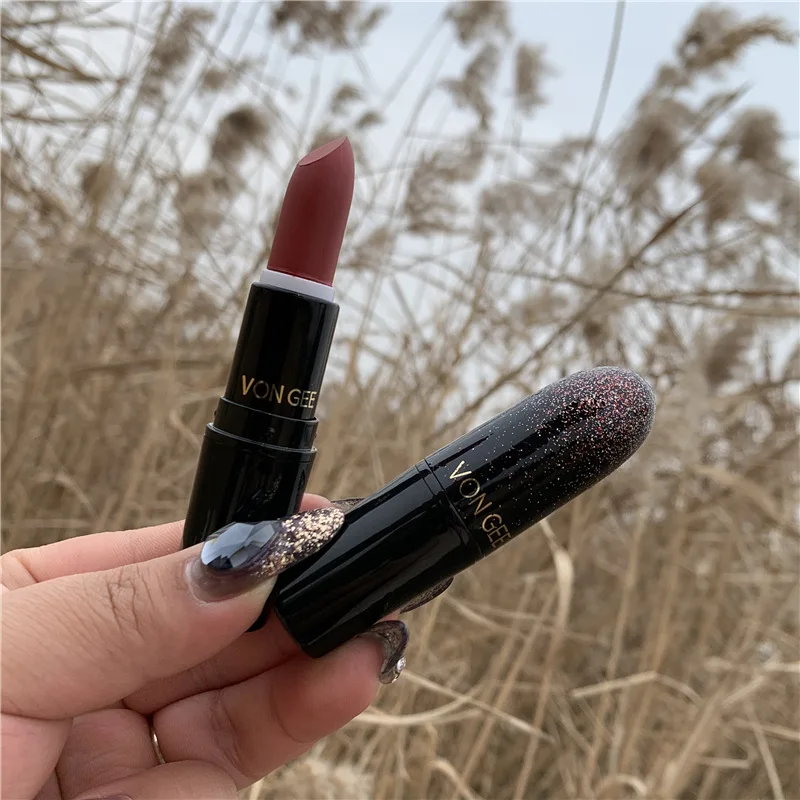 Vongee Star губная помада в виде пули матовая бархатная туманная поверхность