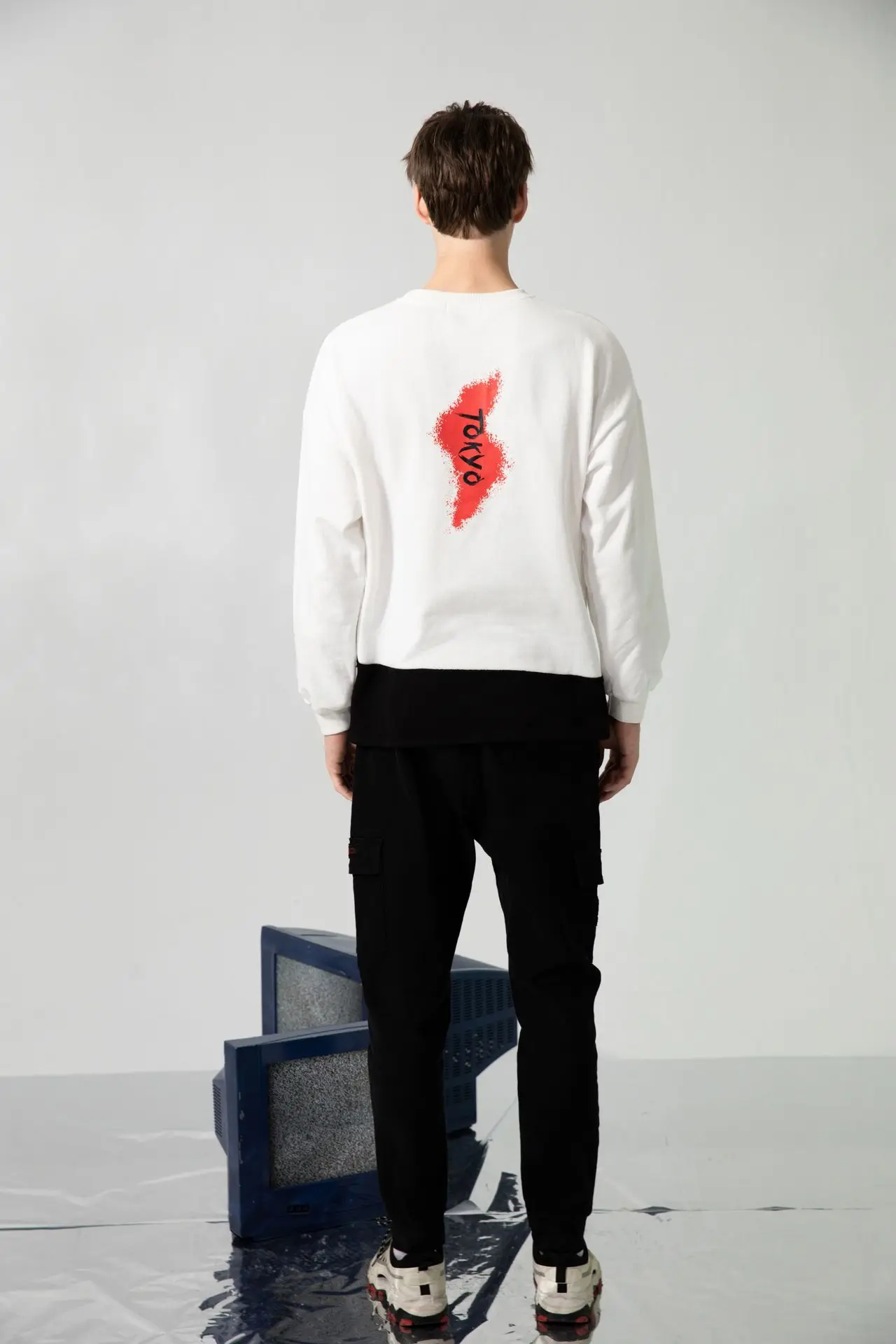 

2021 T shirt Sweatshirt Men Spring AutumnTokyo Anime Long Sleeve White Casual Fashion