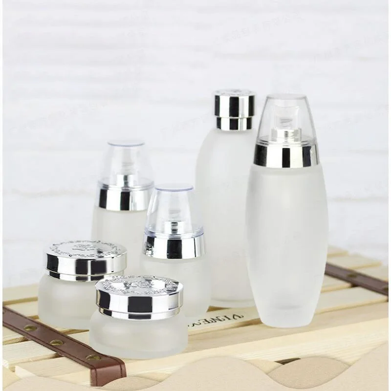Высокое качество многоразовые бутылки с крышкой насоса белая матовая стеклянная