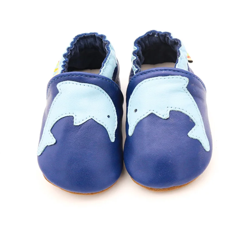 139 dolphin blue Детская обувь; мягкие мокасины из натуральной коровьей кожи для маленьких мальчиков и девочек; обувь для малышей; тапочки для первых шагов; нескользящая обувь с мышкой; 104 - Цвет: 139 dolphin blue