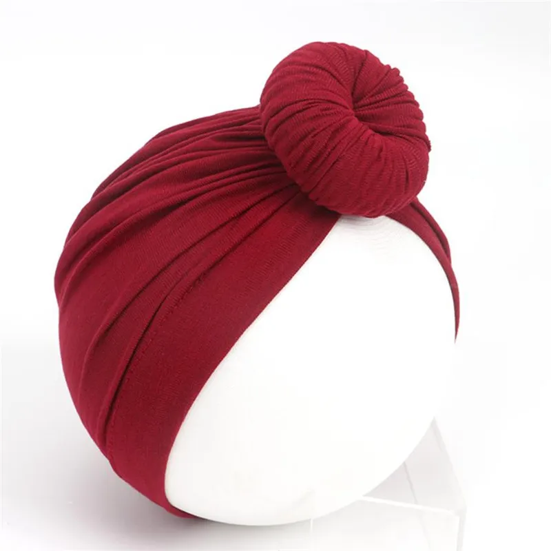 Jujube Red Милые новорожденные шапки для маленьких мальчиков и девочек цельный тюрбан узел головы обернуть Хлопок шапочки зимняя теплая шапка для маленьких девочек шапки 11 цветов - Цвет: Jujube Red