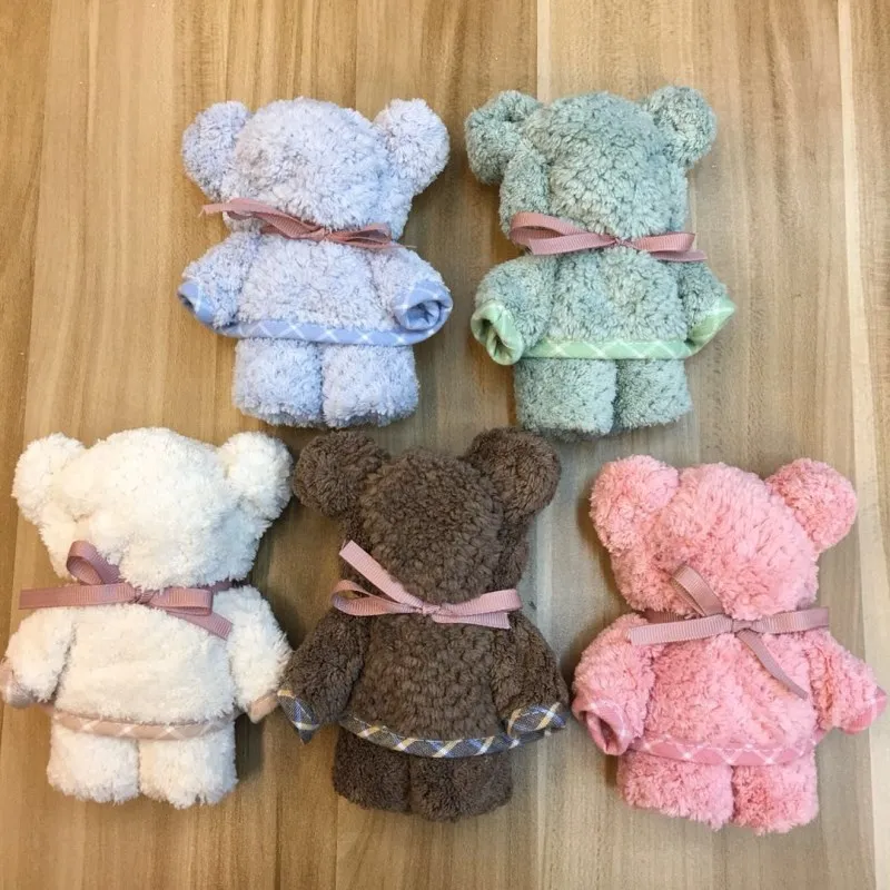 СВАДЕБНОЕ ПОЛОТЕНЦЕ в виде медведя с подарком для рук детское флисовое полотенце