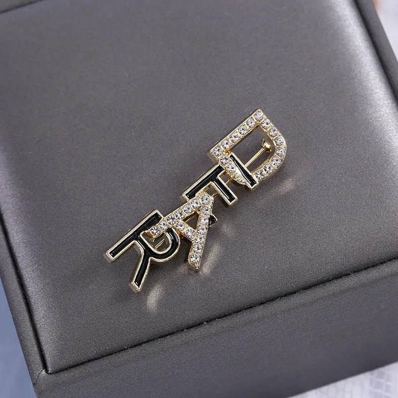 

ENRMIIV dear English Alphabet Luxury Brooch Pin Simple Style Diamond Brooch Clothing Decoration Enamel Pin cc brooch