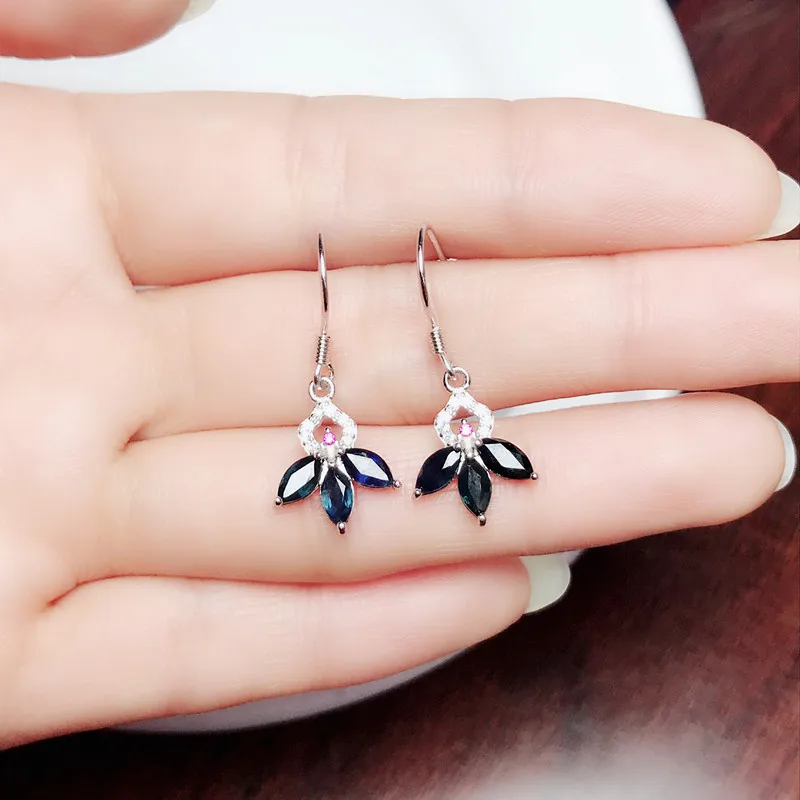 

New natural sapphire earrings 925 silver ladies ear hook fashion trend earrings