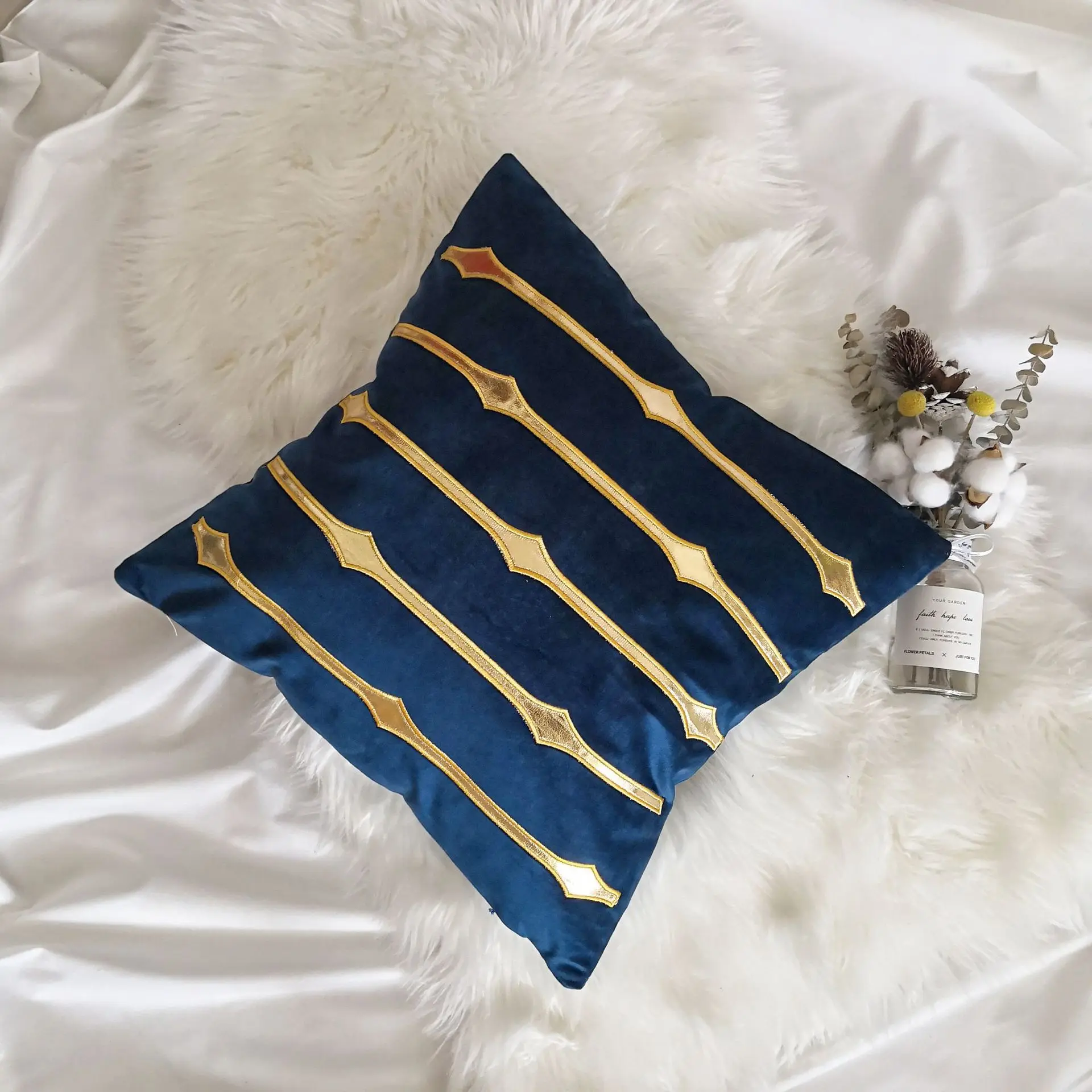 45x45cm wine/deep green/grey/deep blue color velvet cushion cover gold pu leather embroidered waist pillowcase sofa pillow |