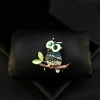 elegant retro owl brooches for men and women suit jacket pin rhinestone jewelry animal cardigan buckle pins clothing accessories