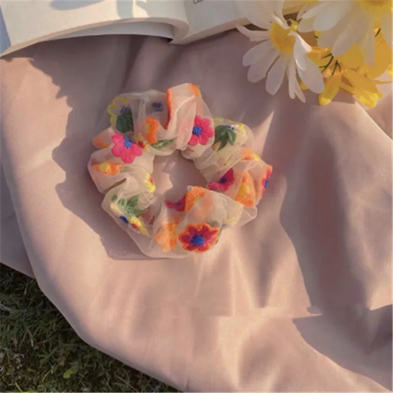

Small Embroidery Floral Scrunchie Women's Elastic Hairband Vintage Sweet Girls Hair Accessories Hair Ties Ponytail Holder