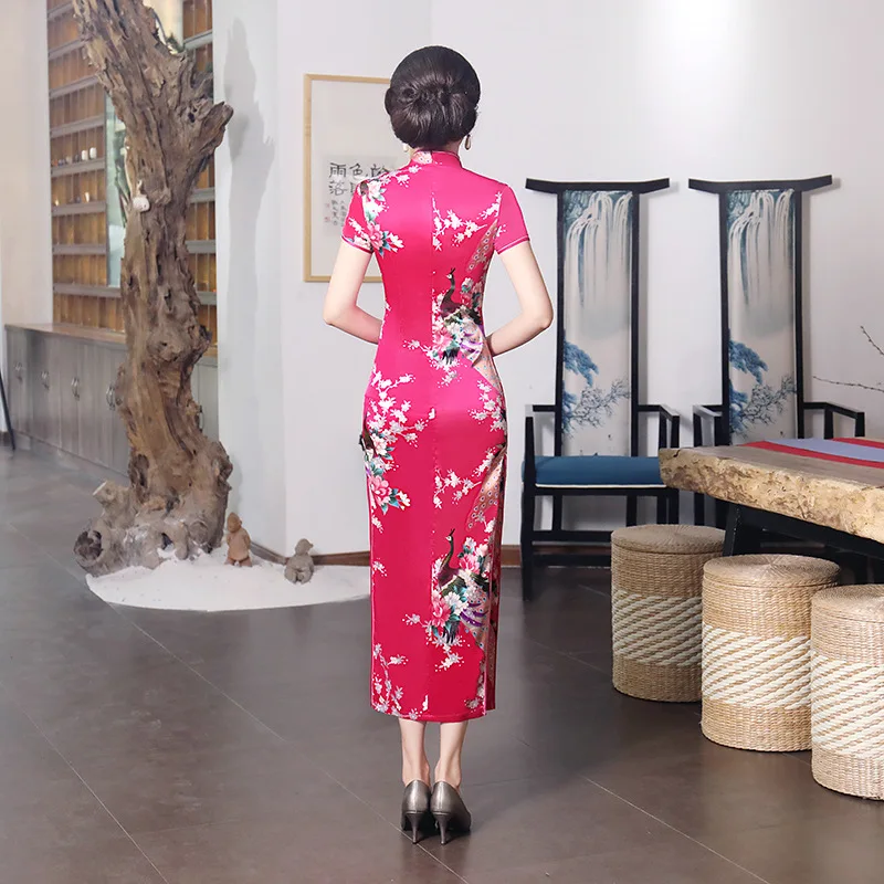 Китайское национальное весеннее длинное платье Cheongsam из павлина с цветочным