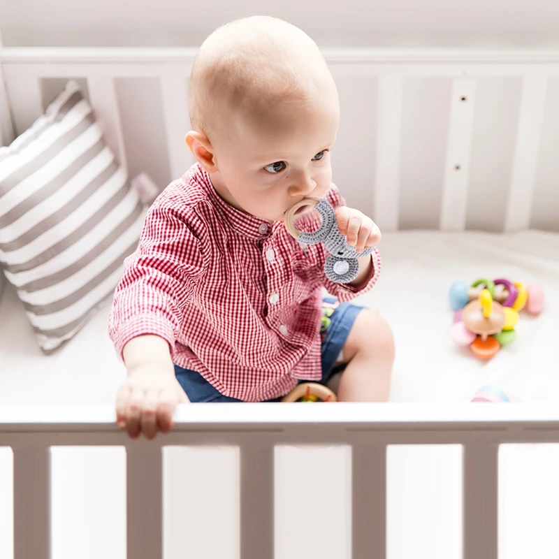 

5pcs Baby Toys For 0-12 Months Newborns Wooden Toys DIY Crochet Rattle Educational Montessori Rattle Soother Bracelet Product