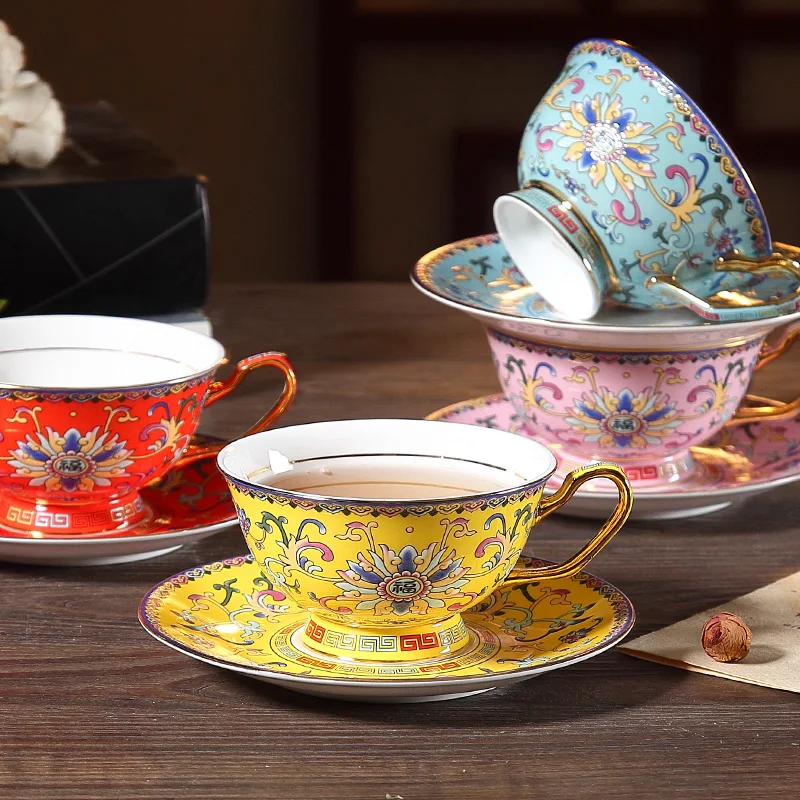 

Эмалированная цветная кофейная чашка и блюдце в китайском стиле из костяного фарфора английский послеобеденный чай цветок чайная чашка на...