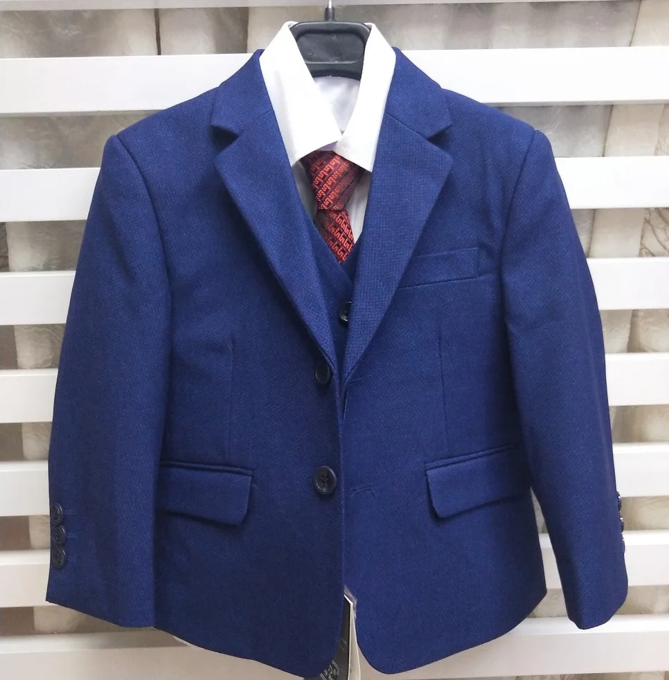 Синие костюмы для мальчиков на свадьбу однобортный смокинг с 2 пуговицами
