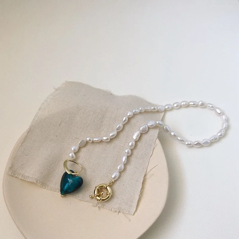 

TARCLIY Vintage Handmade Baroque Freshwater Pearl Ocean Heart Glazed Love Pendant Classic Clavicle Chain Women Necklace Jewelry