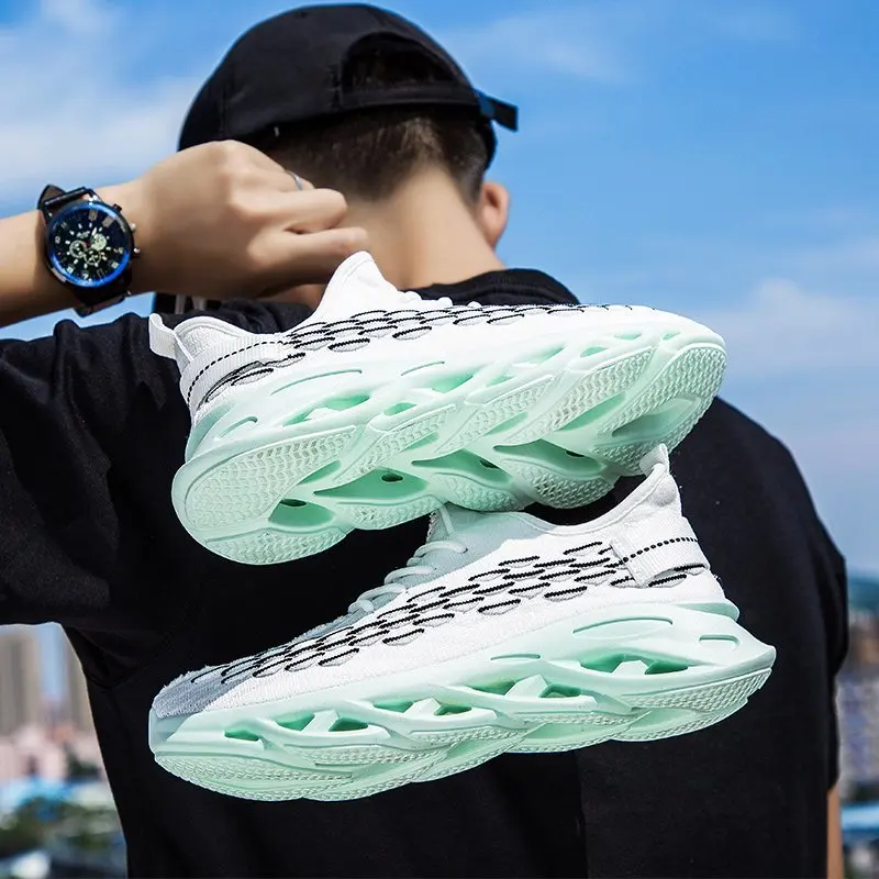 

2021 New Men's Casual Sneakers Fashion Thick Bottom Man Fashion Platform Shoes Spring Lace-Up Men Fly Weave Running Shoe