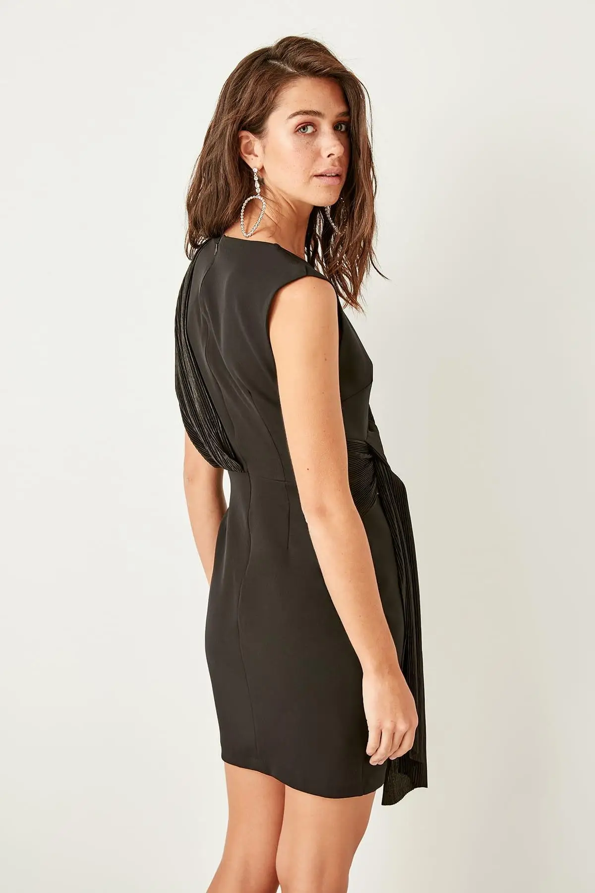 Trendyol черное платье с поясом TPRSS19VH0021|Женские платья| |