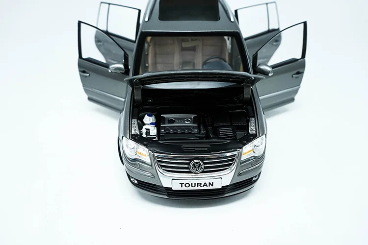 Оригинальная коробка 1:18 Высокая тщательно VW TOURAN MPV Субару Outback сплавочная модель автомобиля статические металлические модели автомобилей для Коллекционные вещи подарок