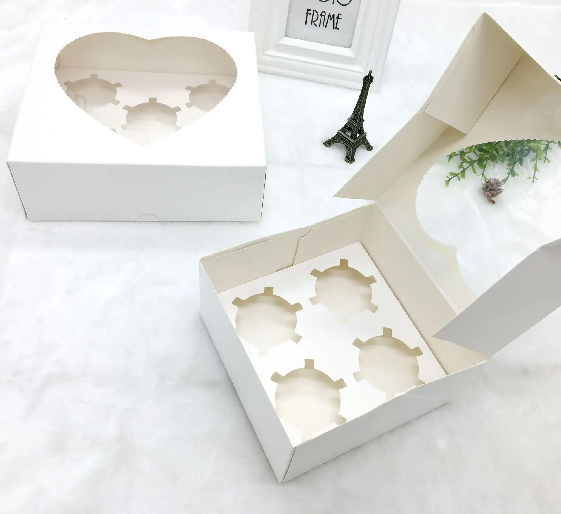 

10pcs 4/6 Holes Cupcake Chocolate Boxes Love-Shape Packaging Muffin Biscuit Pastry Kraft Paper Box Cake Cookie Packaging Baking