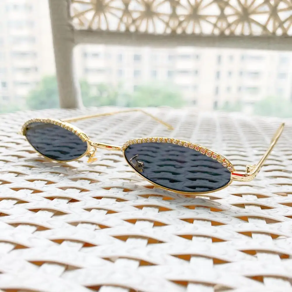 Новые модные Овальные Солнцезащитные очки с кристаллами для женщин 2020 Ретро