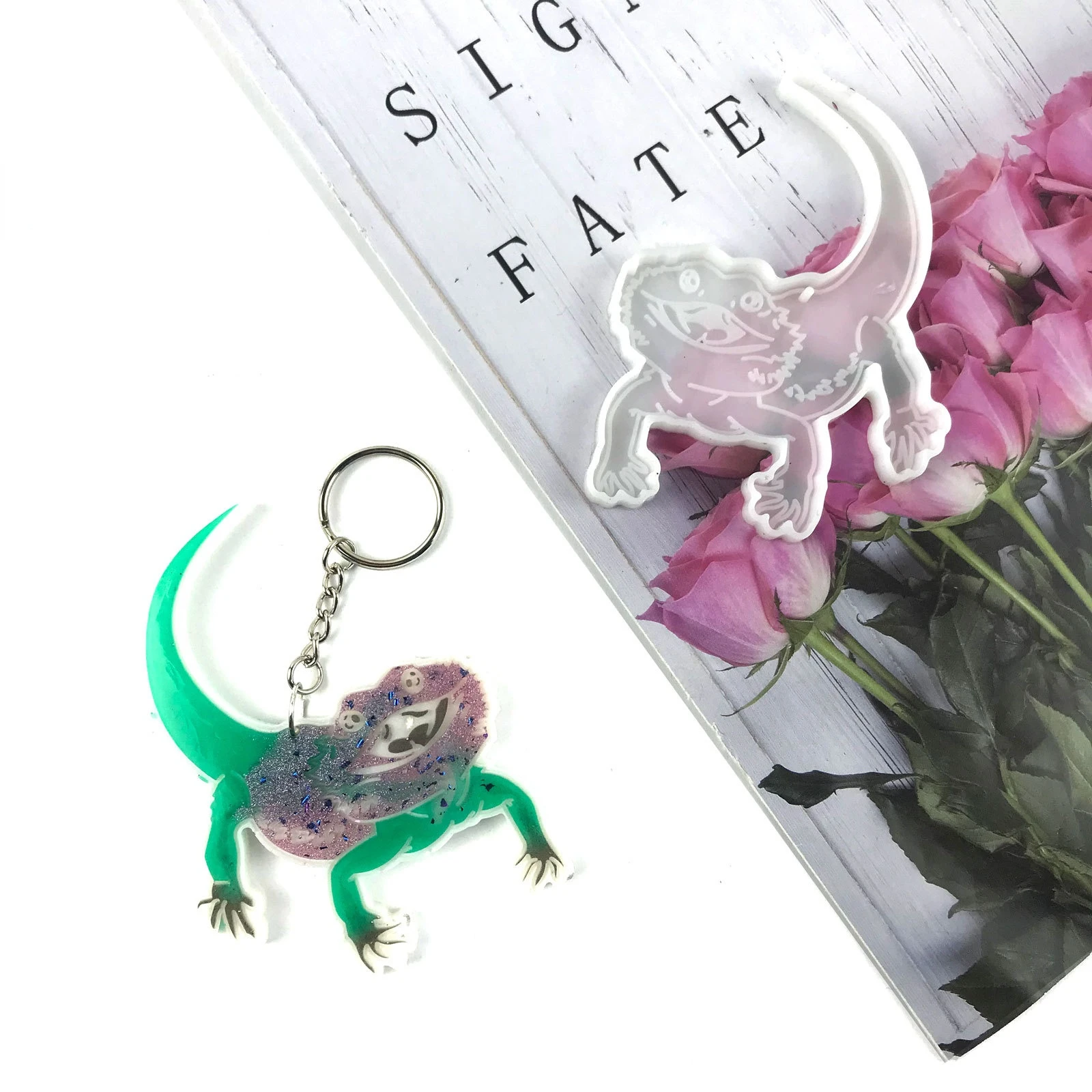Lizard Keychain Resin Mold Creative Reptilian Silicone Mold DIY Wildness Nature Resin Cabrite Keyring for Boyfriends