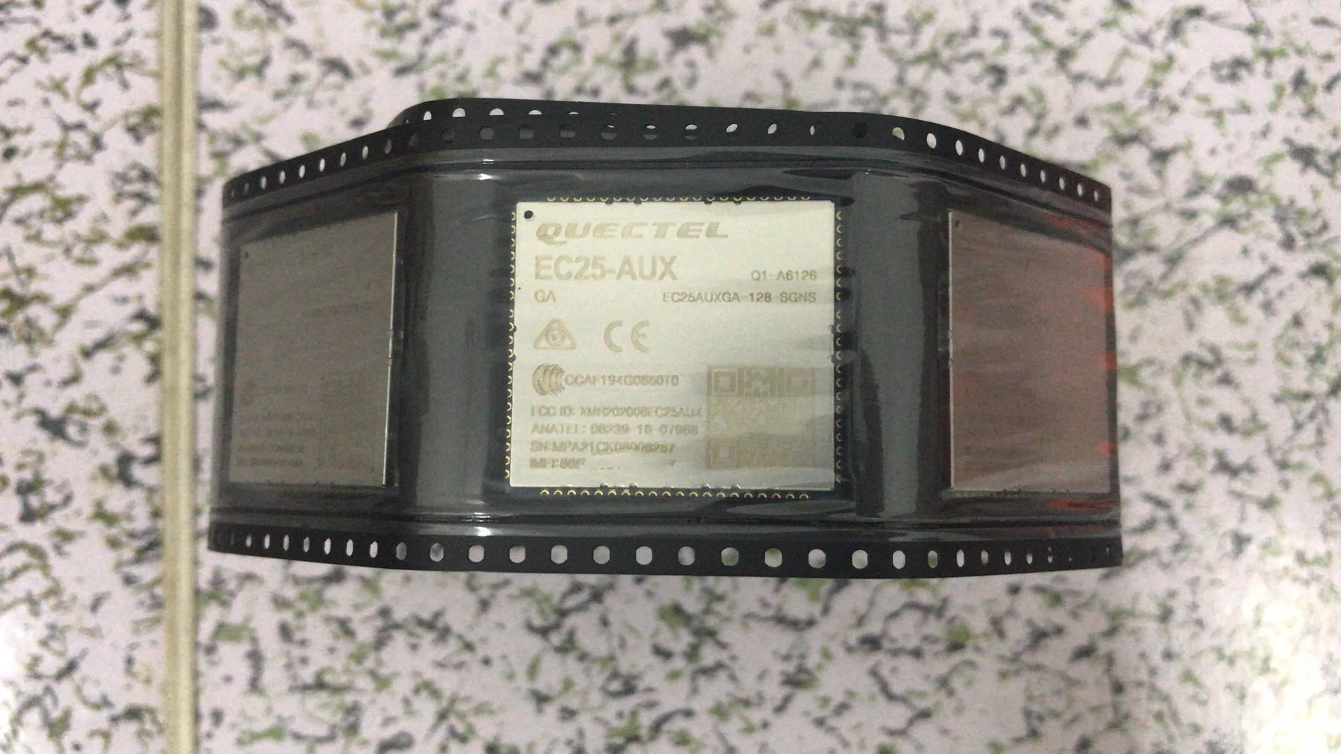 10 шт. Quectel EC25 серии EC25-AUX EC25AUXGA-128-SGNS LCC CAT4 Беспроводной модуль LTE 4G