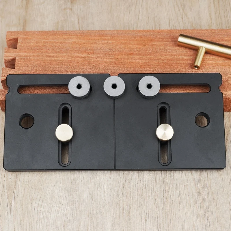 

Dowel Drilling Jig Door Handle Jig Template Woodworking Drill Guide Locator Tool for Knobs Pulls Installation Tool