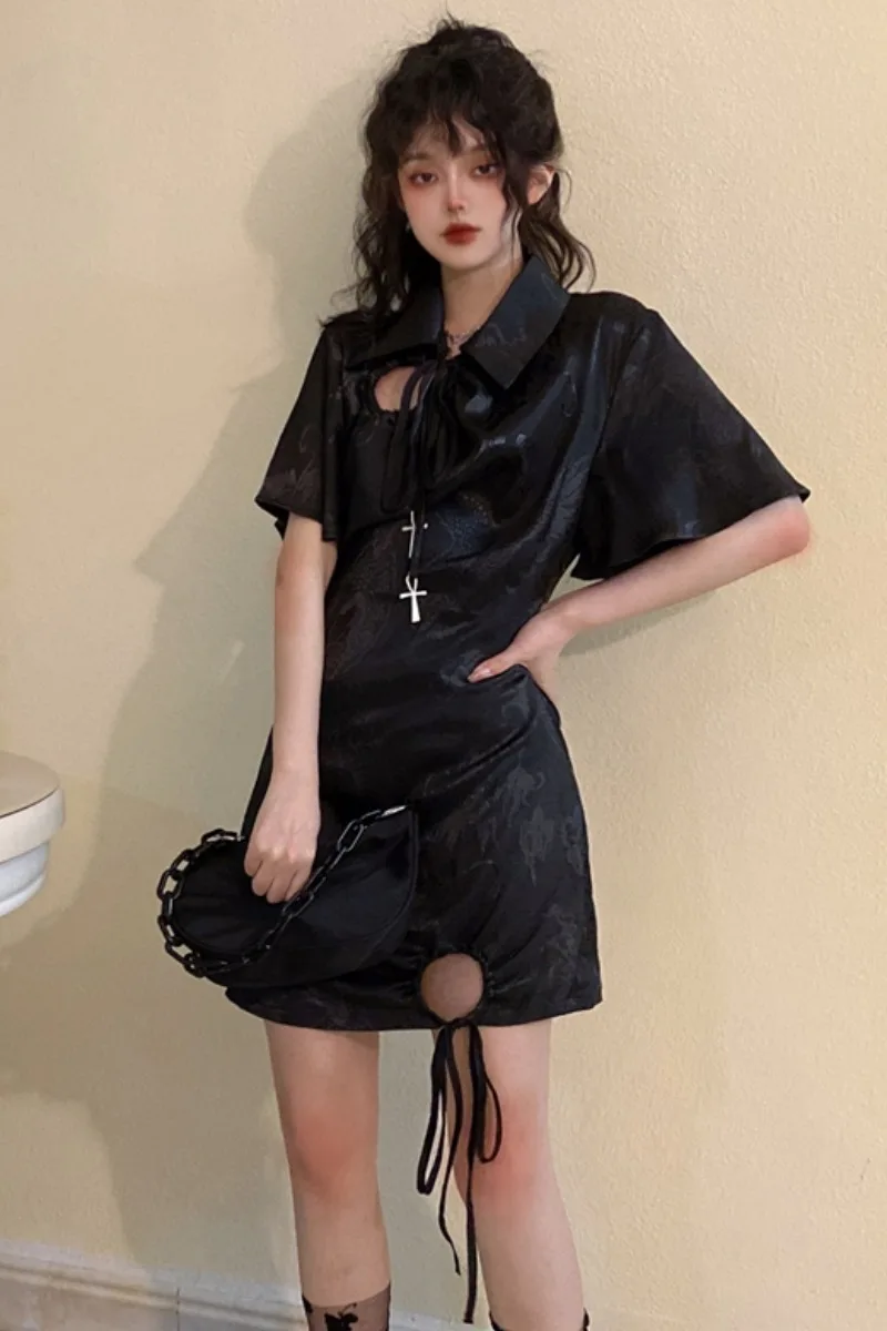 

In the summer of 2021, the new dress female ins Diablo Cross improved square collar slim bf cheongsam skirt tide