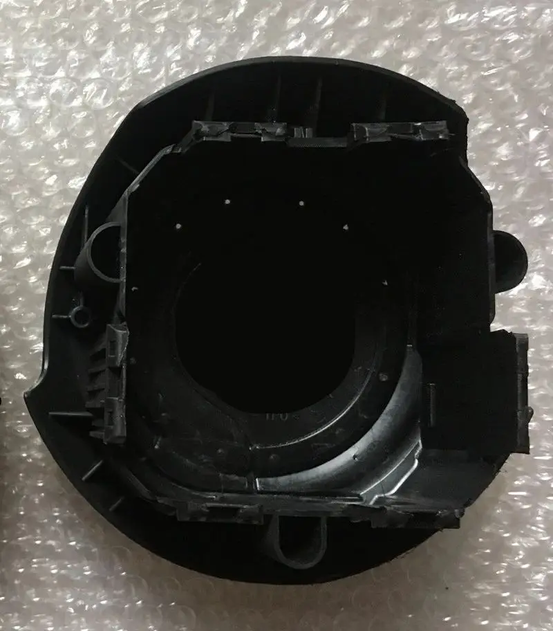 

Car Plastic Cover For Swift 2016 Driver Steering Wheel Cover Include Emblem