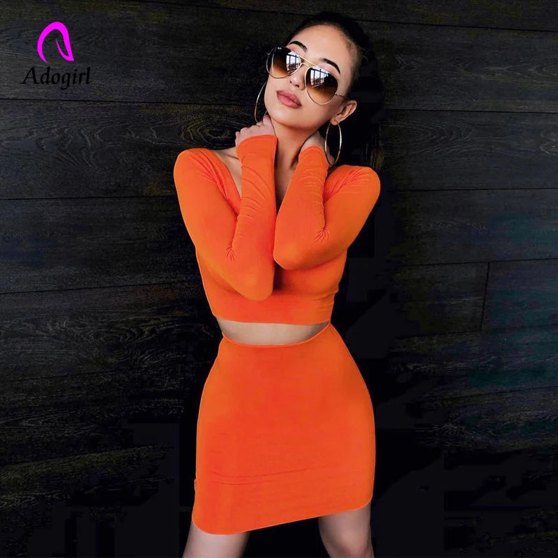 Неоновый Женский комплект из двух предметов с открытыми плечами укороченный топ