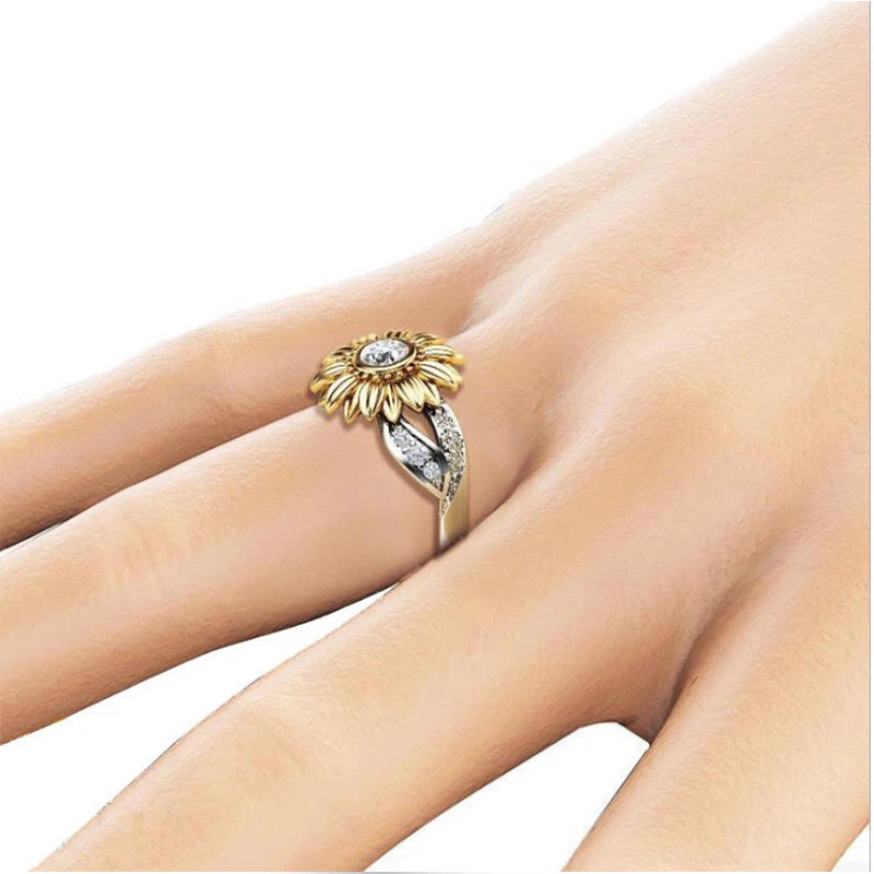

2021 Fashion New Chrysanthemum Sunflower Color Separation Exquisite Ring Ladies Romantic Luxury Jewelry Gift
