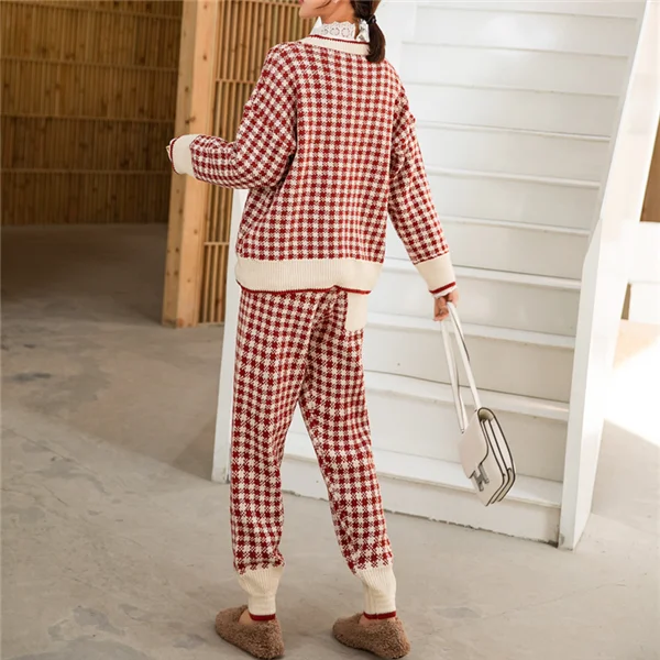 

Women's New Two Piece Set Fashionable Autumn and Winter Loose Knitted Plaid Sweater Set