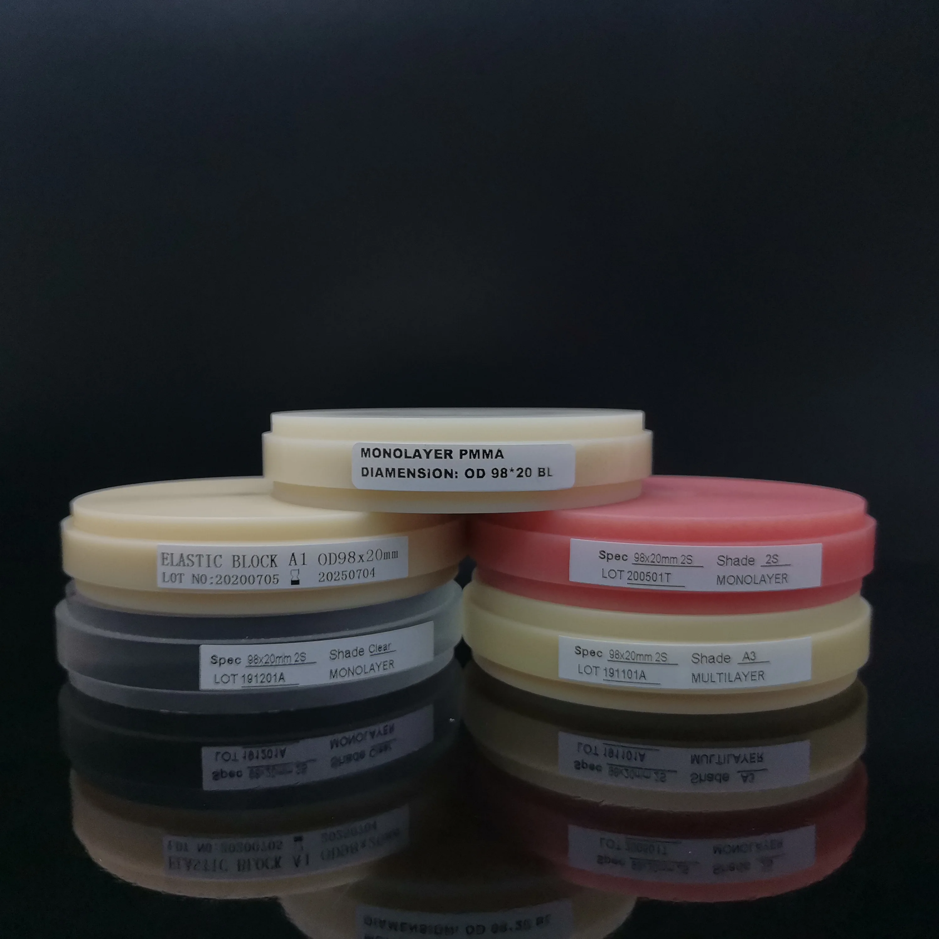 

Vsmile Dental Material Monolayer PMMA For Fully Or Partially Temporary Crowns Bridge With Open CADCAM System