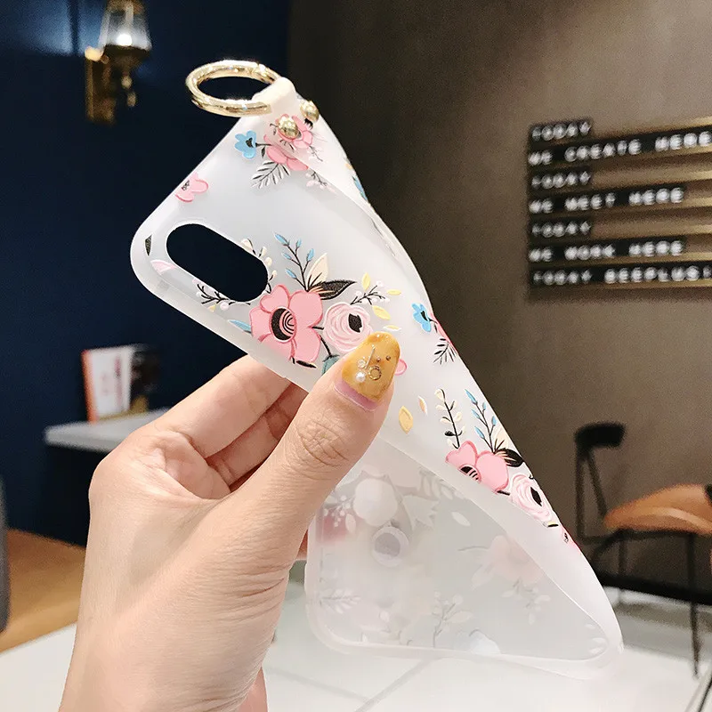 

Flowers Wrist Strap Phone Cases for Iphone 11 12 Pro MAX Xr XS MAX Cover Hand Band Cases Soft TPU Relief Huawei P40P Samsung S20