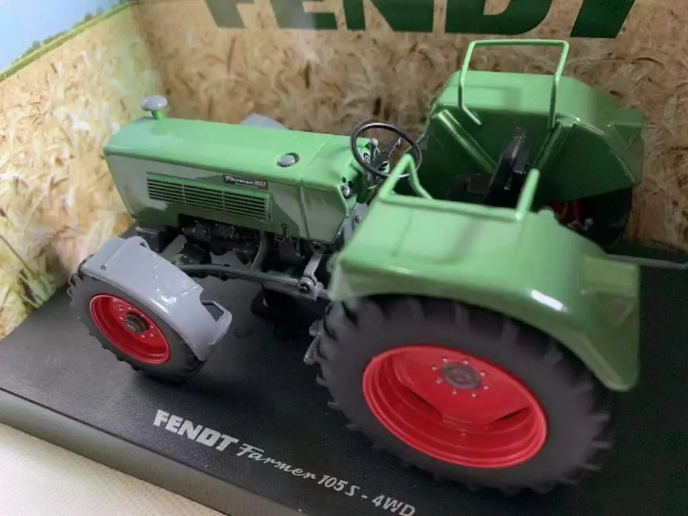 Универсальные хобби 1/32 Fendt Farmer 105 S 4WD трактор литье под давлением Модель в коробке