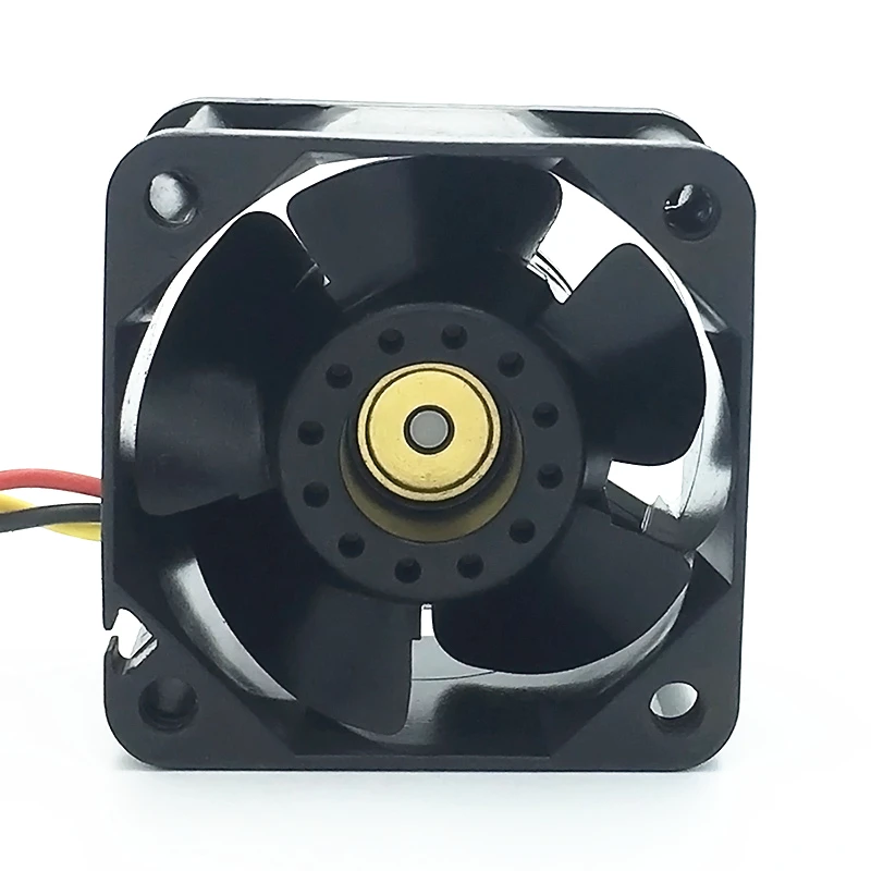 Кулер для сервера San Ace 40 SANYO 4028 40x40x28 мм 12 В 0 35 А корпус 109P0412J3013 с 3 контактами |