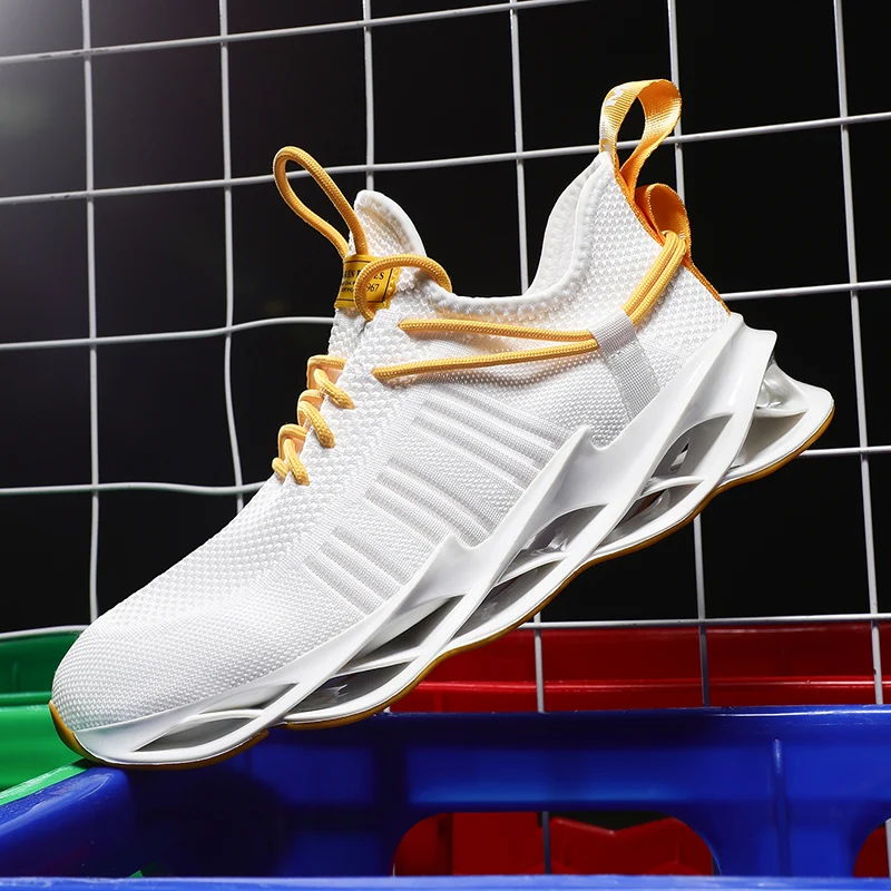

2020 New Men Sneakers Breathable Mens Shoes Casual Fashion Male Trending Style Outdoor Walking Sneaker White Trainers Size 39-46