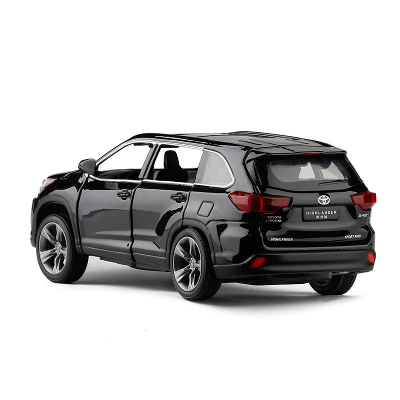Изысканная модель внедорожника Toyota 2018 из сплава имитация литья под давлением
