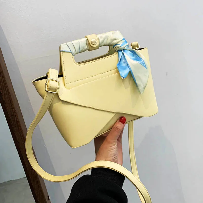 

Bag Women's New 2021 Designer Women Handbags Luxury Fashion Shoulder Crossbody Bags French Style Trend Silk Sarf Totes Bag