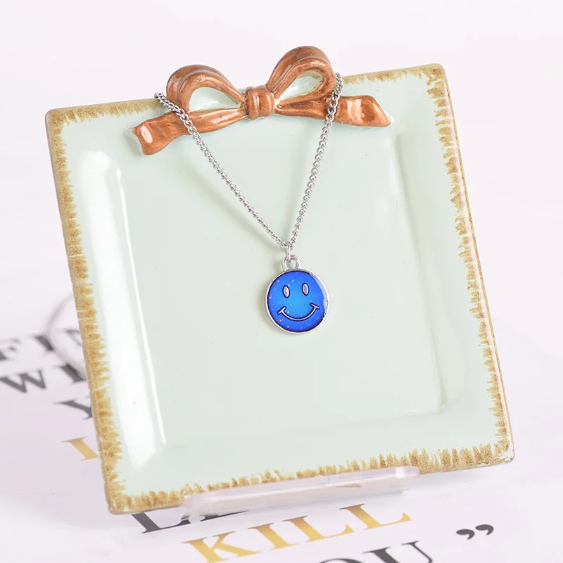 Новое настроение мини-кулон со смайликом ожерелье с контролем температуры